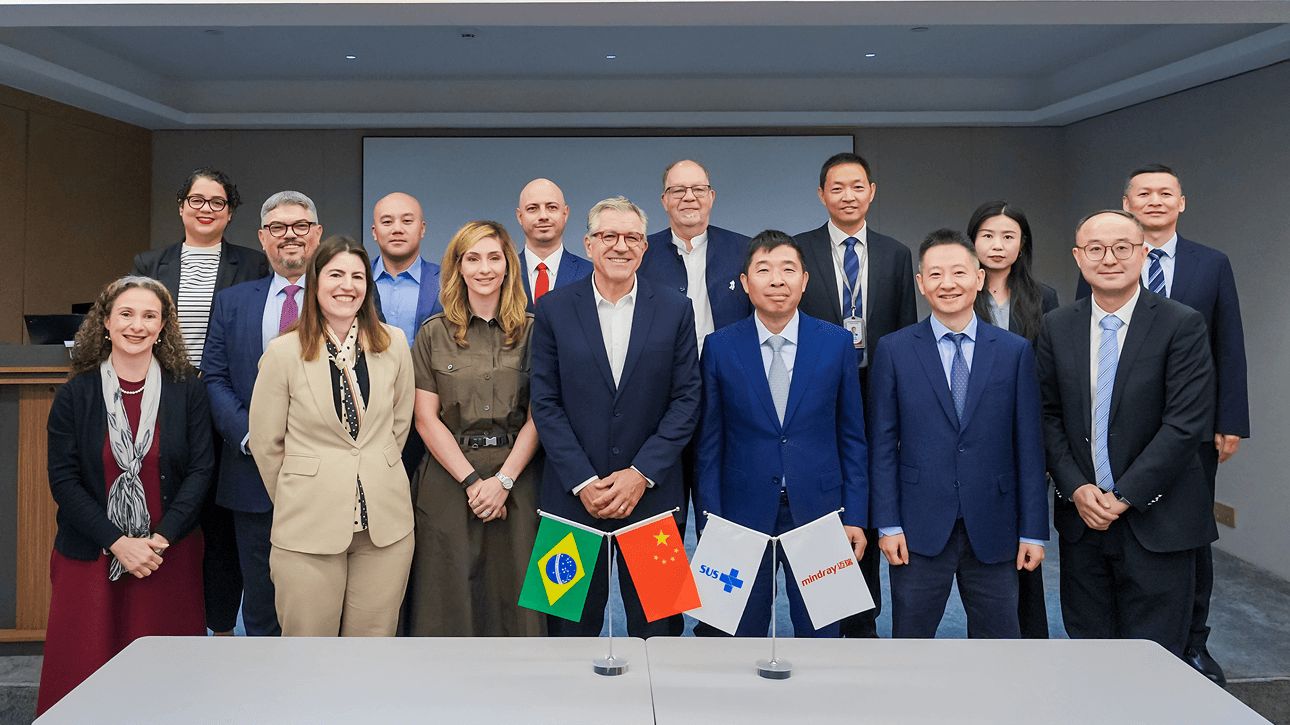 Delegation from Brazil’s Ministry of Health and Mindray representatives.