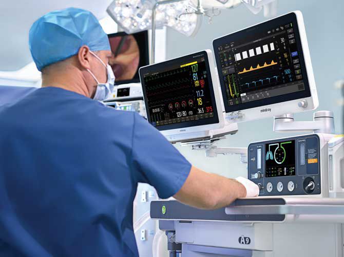 OR_A9_Anesthesia_Machine_PC_670x502-min