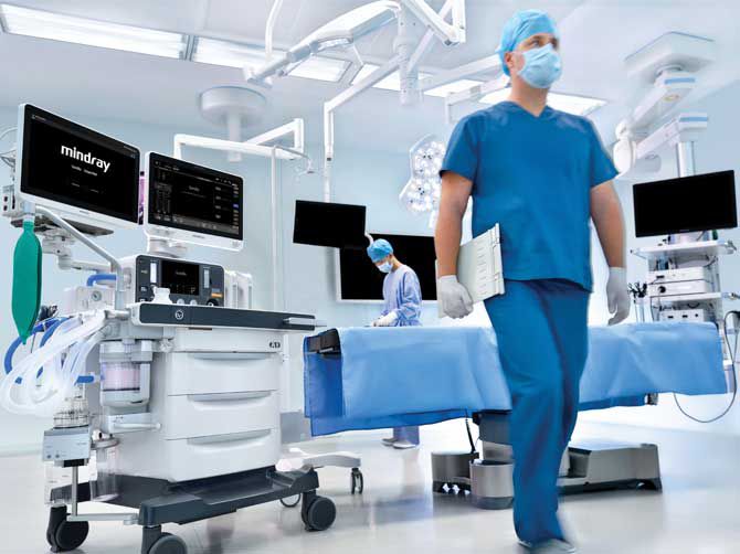 Perioperative_OR_room_PC_670x502-min