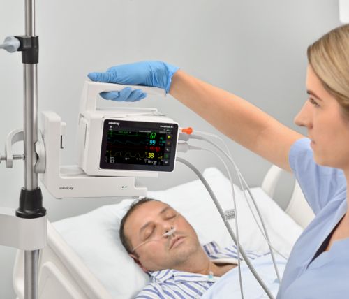 BeneVision N1配合监护仪的其他高级参数模块，可以实现包括手术室麻醉等各种危重症级别的监护需求