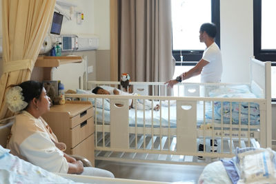 Nieco with his family before surgery