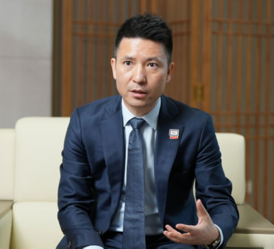 Mark Sun's headshot