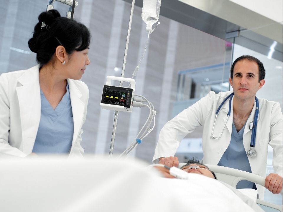 N1 transport with nurse and dr